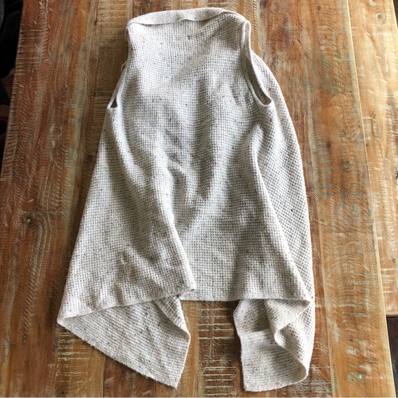 Old Navy confetti knit sleeveless waterfall cardigan sweater - Picture 2 of 5